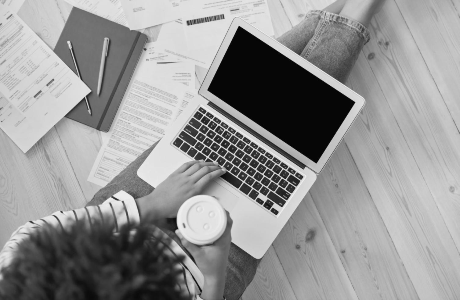 Espace de travail collaboratif pour l'analyse budgétaire